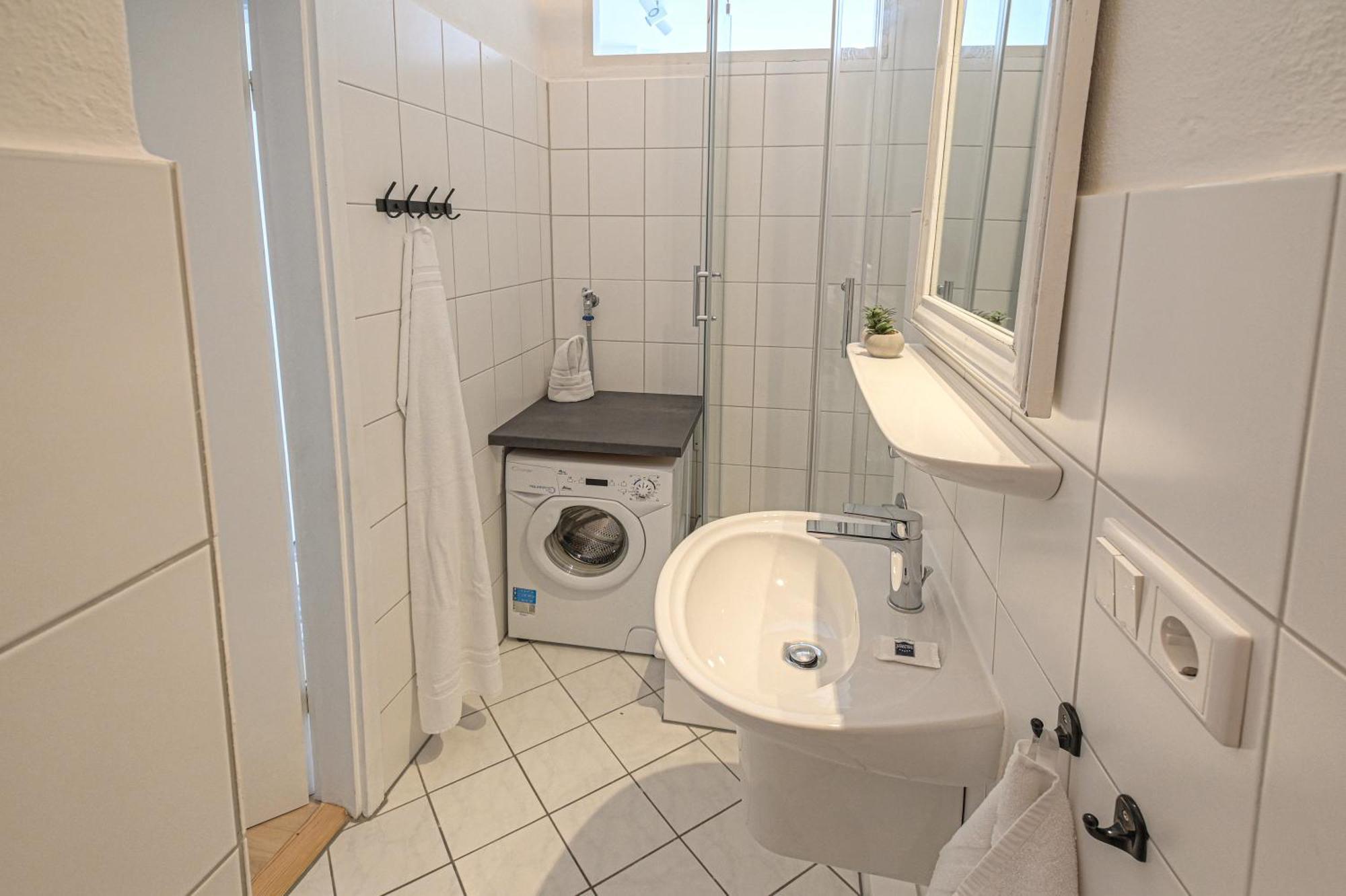 Mittendrin - Apartment Mit 2 Balkonen Sehr Zentral Фленсбург Экстерьер фото