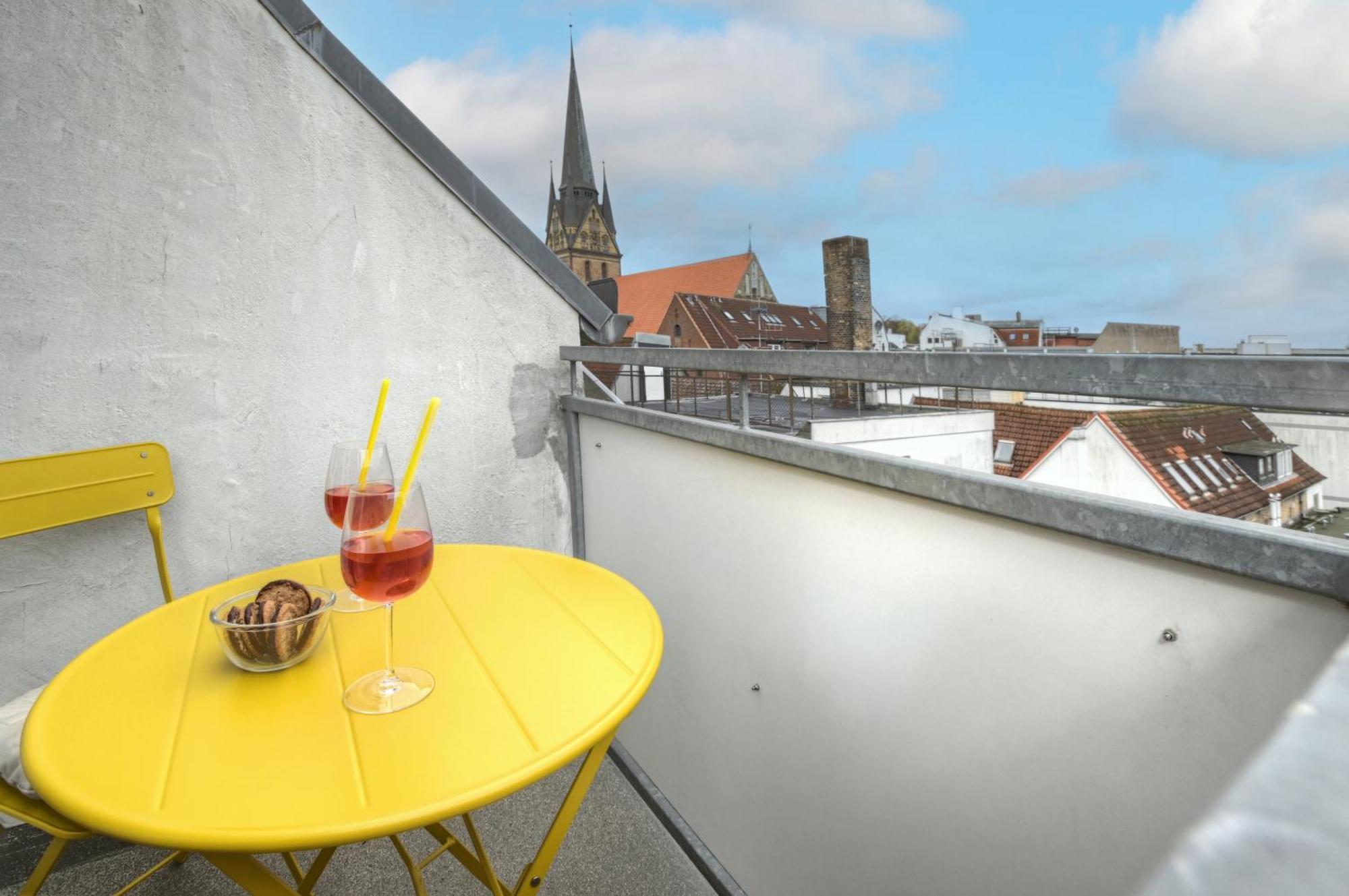 Mittendrin - Apartment Mit 2 Balkonen Sehr Zentral Фленсбург Экстерьер фото