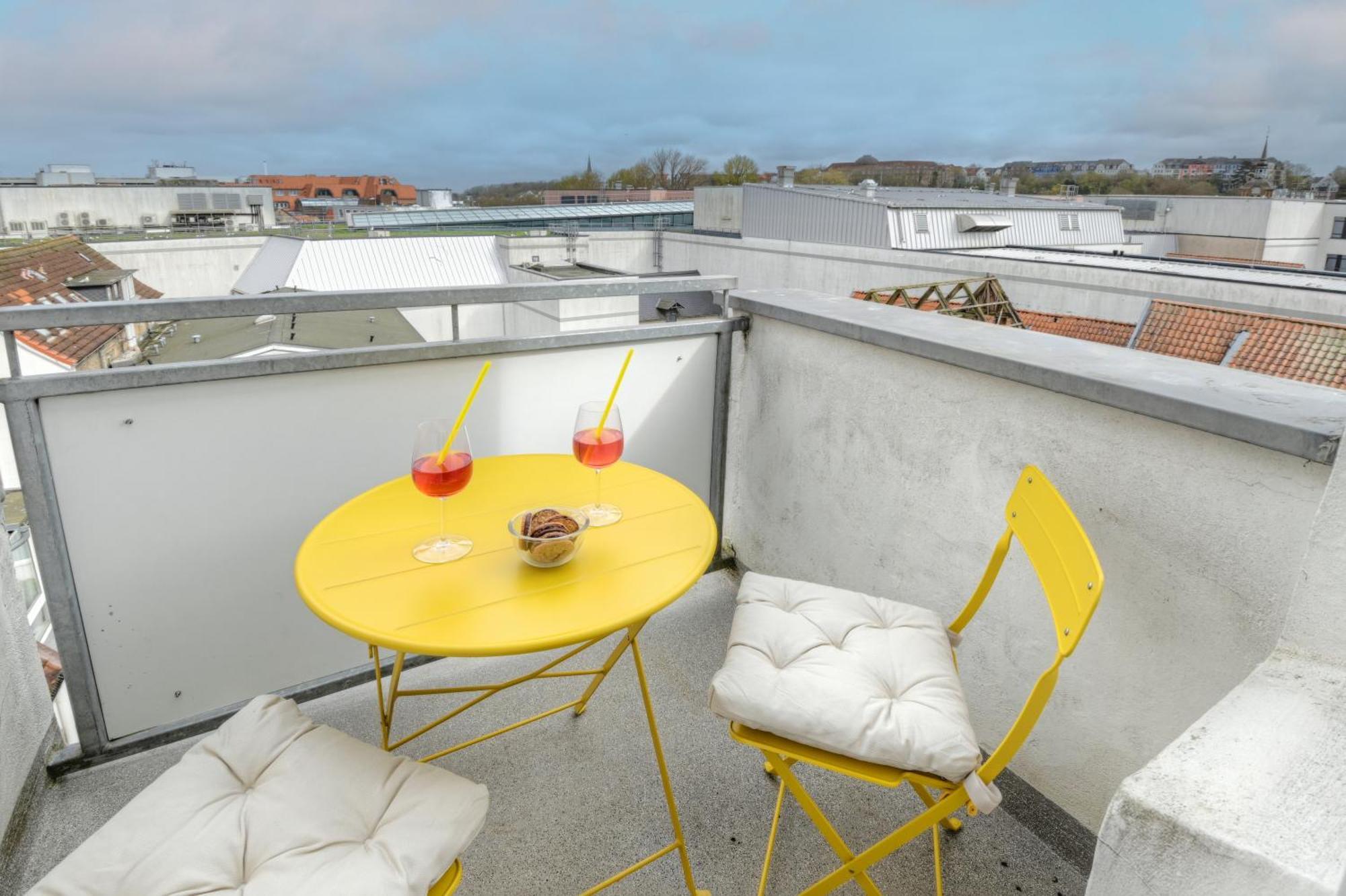 Mittendrin - Apartment Mit 2 Balkonen Sehr Zentral Фленсбург Экстерьер фото